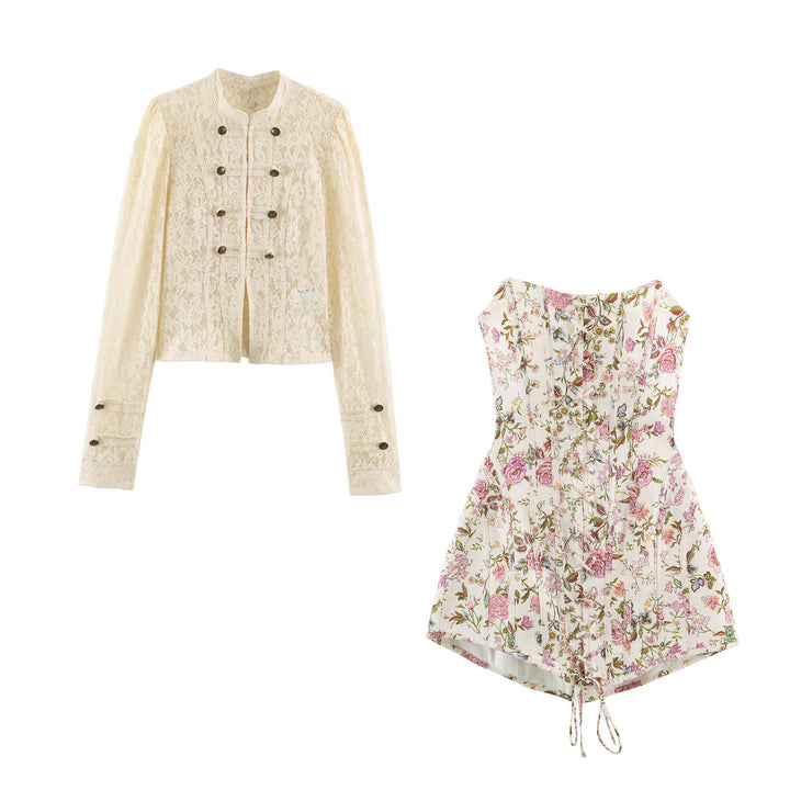 Damen Kurzblouson aus floraler Spitze mit Mandarinkragen und Zierriegeln Drune
