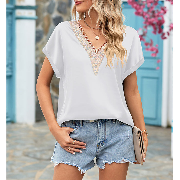 Damen Bluse mit tiefem V-Ausschnitt und Häkelakzenten Drune