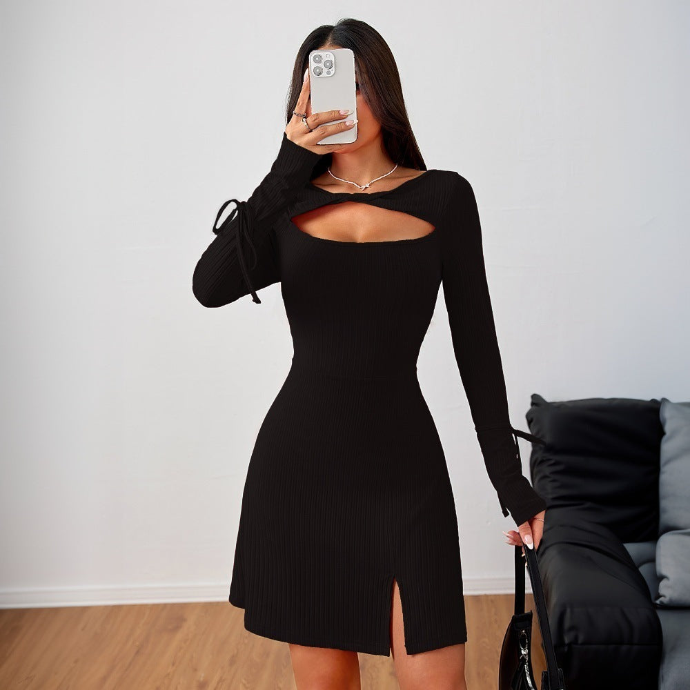 Damen geripptes Langarm-Minikleid mit Cut-Out, taillierter Silhouette, Bindärmeln und Seitenschlitz Drune