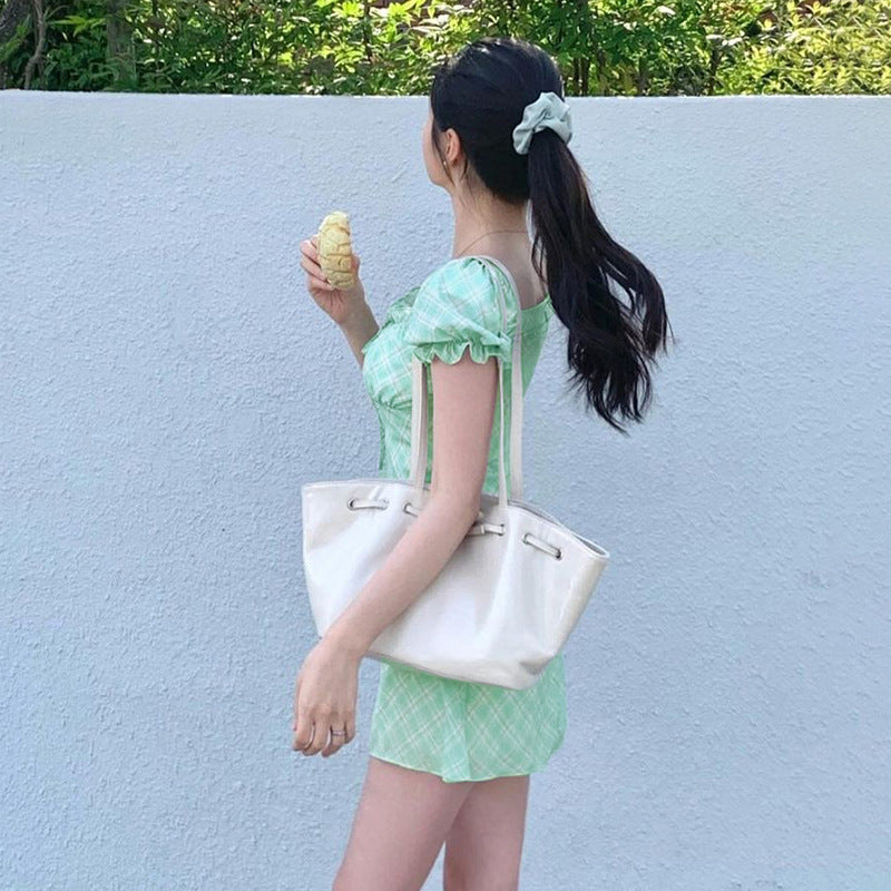 Damen figurbetontes Minikleid mit Puffärmeln und Karomuster Drune