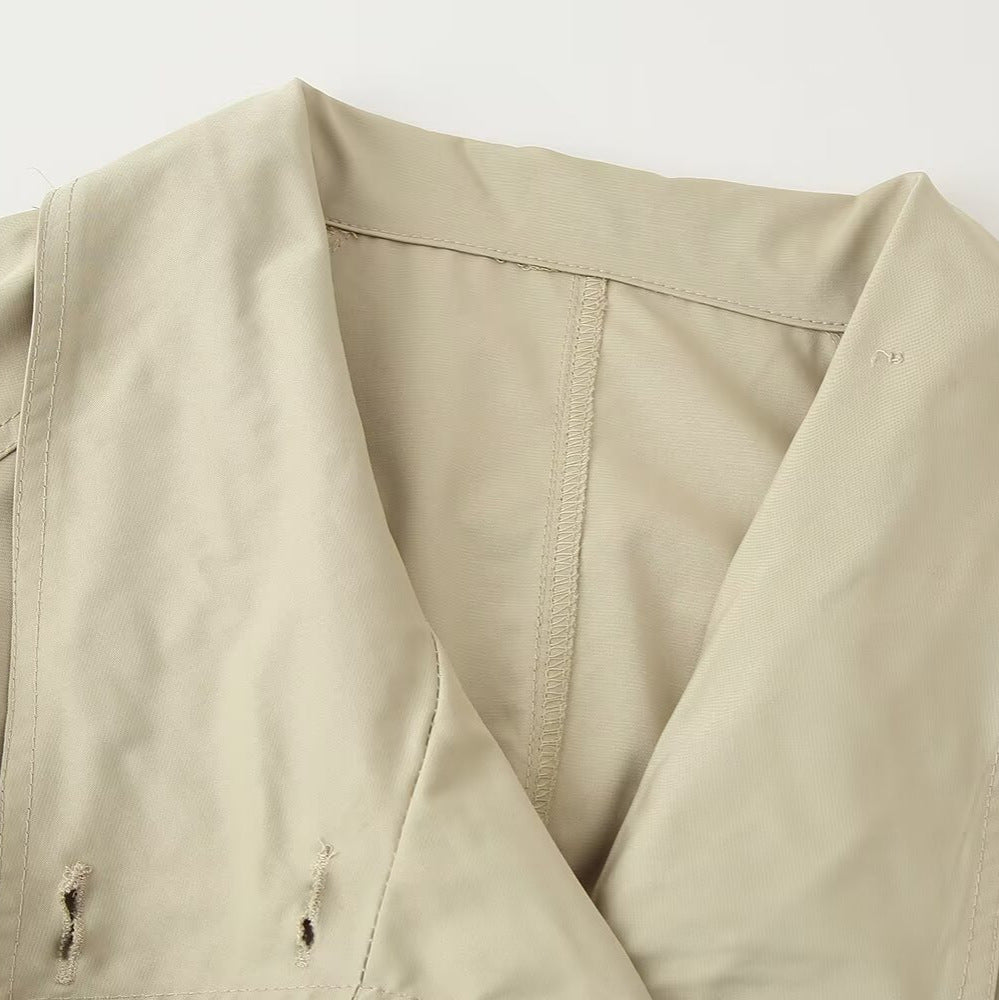 Damen Kurz-Trenchjacke im Boxy-Schnitt mit Doppelreihe und Taillengürtel Drune