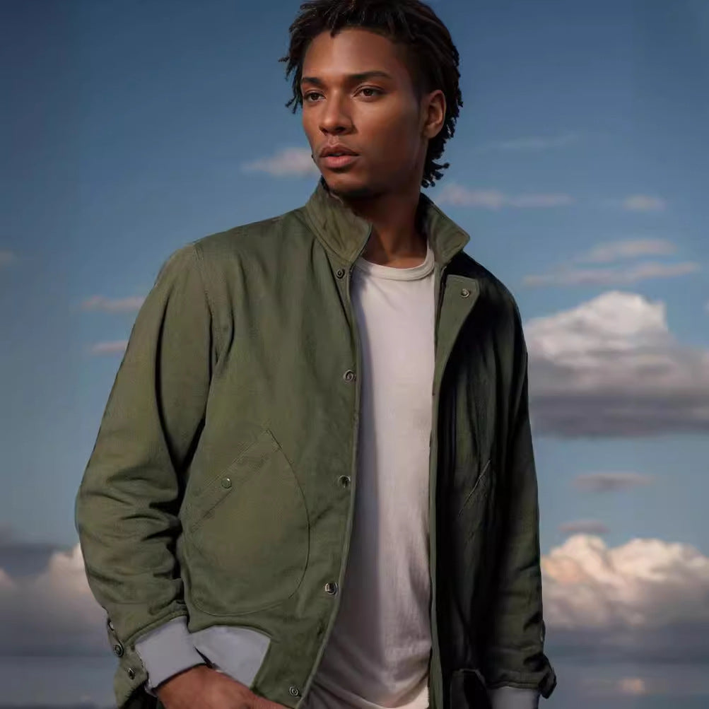 Herren leichte Steppjacke mit praktischen Seitentaschen und modernem Kragen Drune