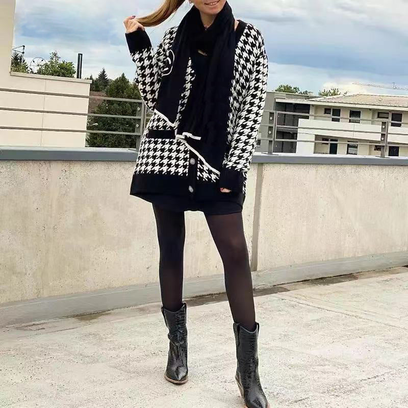 Damen modische Strickjacke mit klassischem Hahnentrittmuster und Knopfdetails Drune