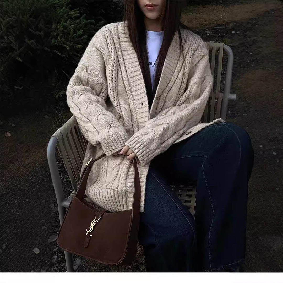 Damen Strickcardigan mit tiefem V-Ausschnitt und strukturiertem Zopfmuster Drune