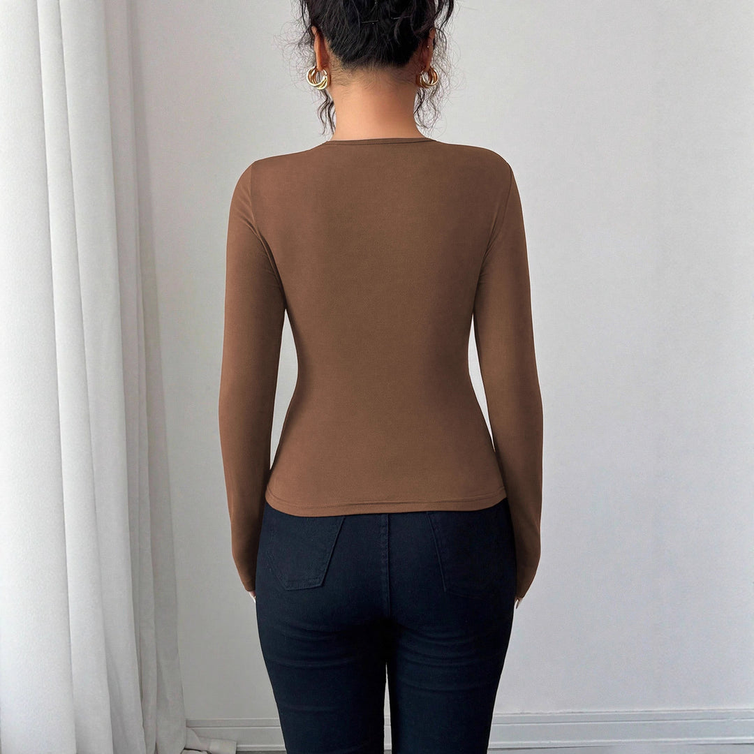 Damen figurbetontes Langarmshirt mit dekorativem Ring-Detail und asymmetrischem Keyhole-Ausschnitt Drune