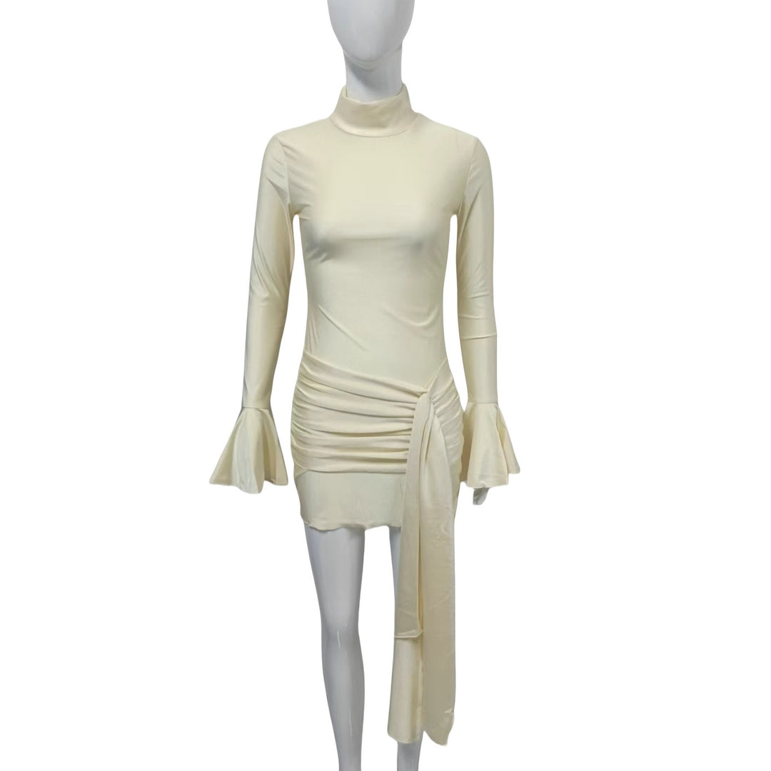 Damen Enganliegendes Mini-Kleid mit Rollkragen, Raffung, Bindeschal und Glockenärmeln Drune