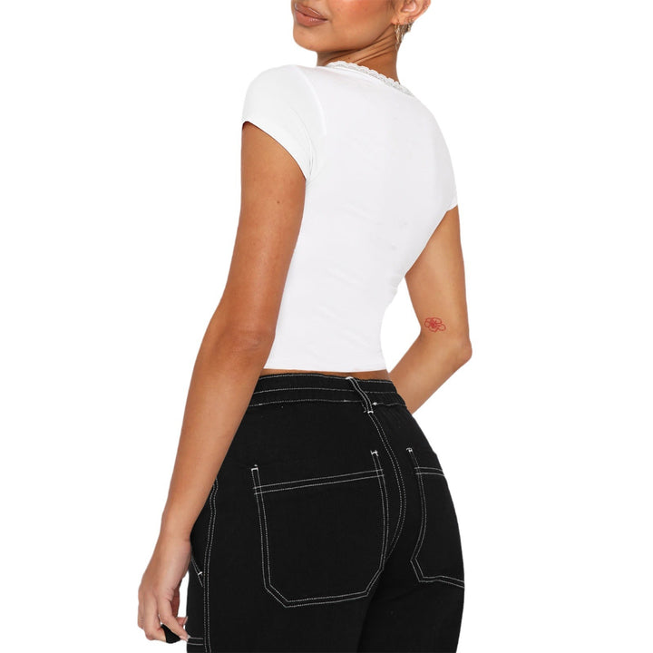 Damen modisches cropped T-Shirt mit quadratischem Ausschnitt und zarten Spitzenakzenten Drune