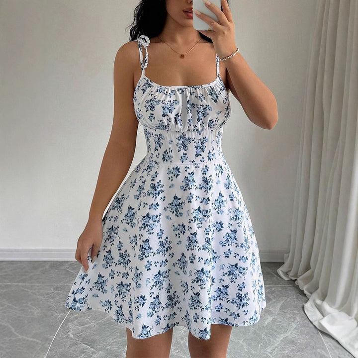 Damen Sommerkleid mit verstellbaren Spaghetti-Trägern und floralen Akzenten Drune