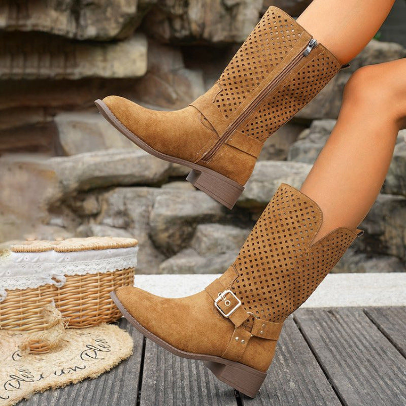 Damen Stiefel aus perforiertem Wildleder mit modischem Schnallen-Detail Drune
