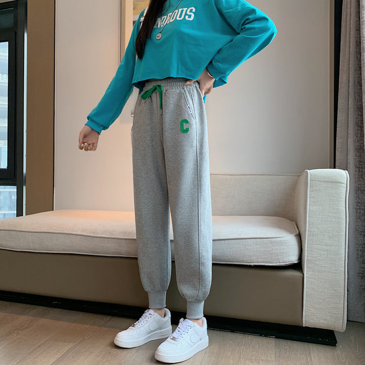 Damen Sportliches Loungewear-Set mit cropped Oberteil und lässigen Sweatpants Drune