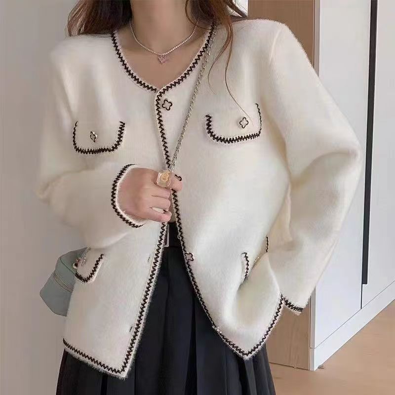 Damen Strickjacke mit aufwendigem Kontraststich Drune