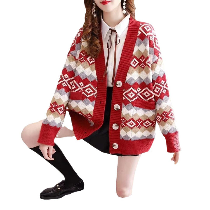 Damen Strickjacke mit stilvollem Rautenmuster und großen Knöpfen Drune