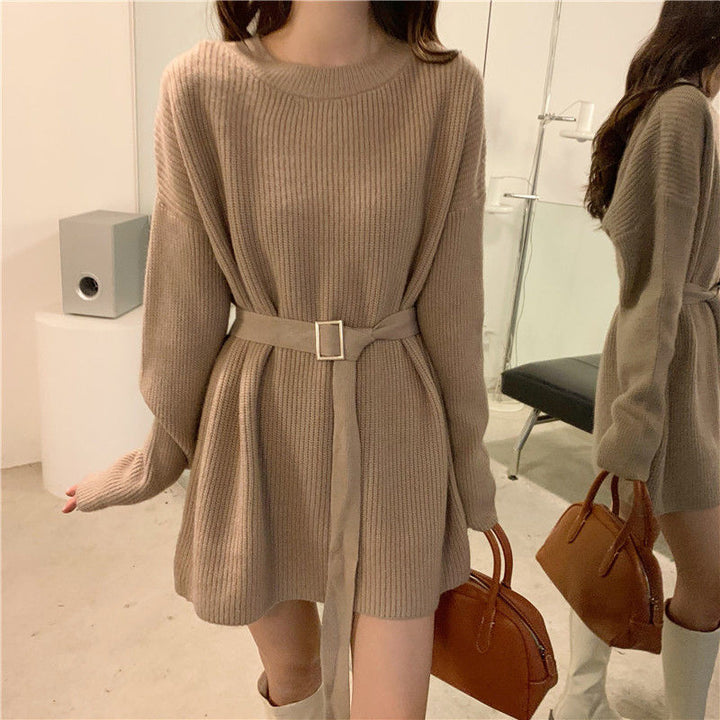 Damen Strickkleid mit taillierter Gürteldetail und modernem Rippmuster Drune