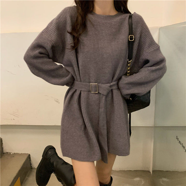 Damen Strickkleid mit taillierter Gürteldetail und modernem Rippmuster Drune