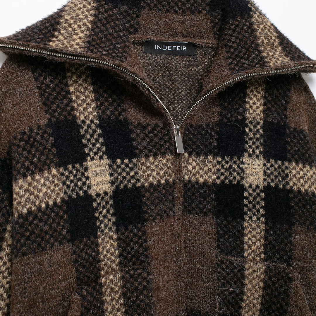 Damen 70+ kurzer kariert melierter Strickpullover mit halbem Reißverschlusskragen Drune