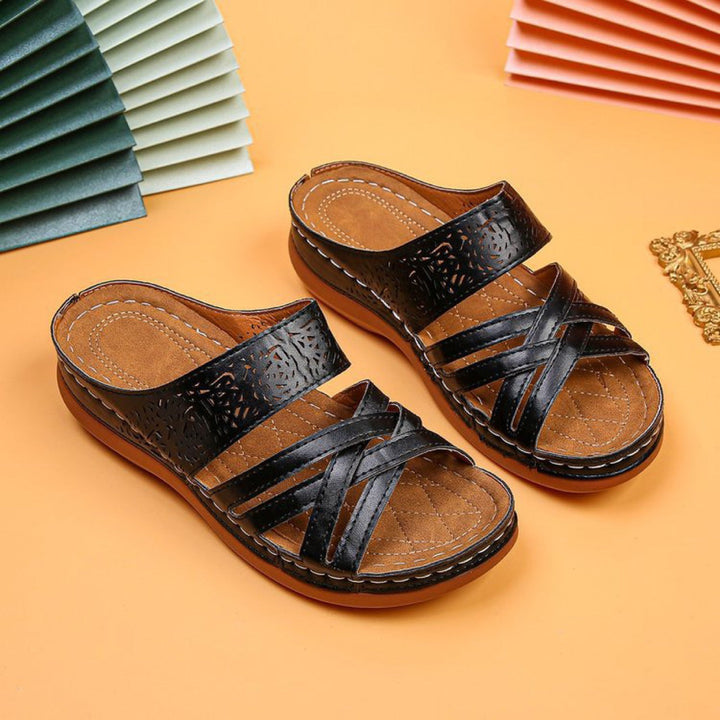 Damen komfortable und stilvolle Pantolette mit durchbrochenem Design Drune