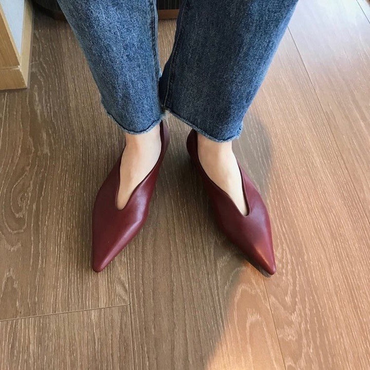 Damen spitze Ballerinas aus hochwertigem Kunstleder mit eleganter Cut-Out-Ausschnittgestaltung Drune