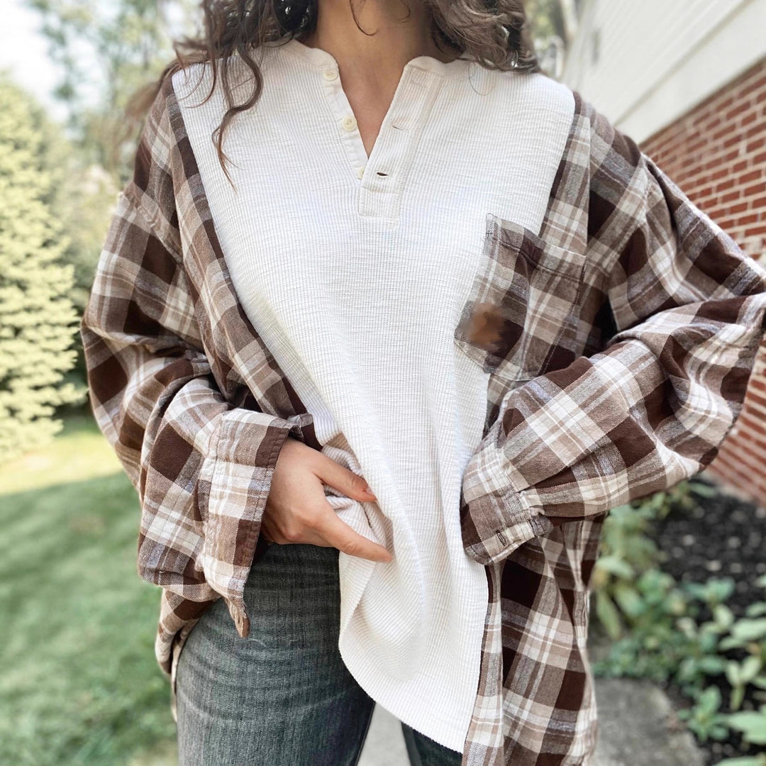Damen nan karierter Flanell-Overshirt mit aufgesetzter Brusttasche, krempelbaren Ärmeln und legerer Oversize-Passform Drune