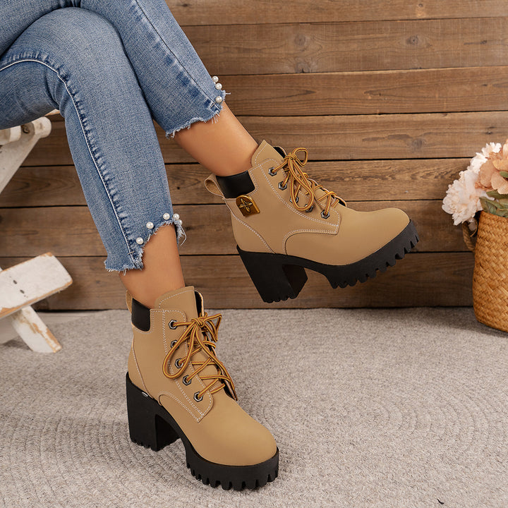 Damen Chunky Heel Combat Boots mit robuster Sohle und stilvollem Schnürung Drune