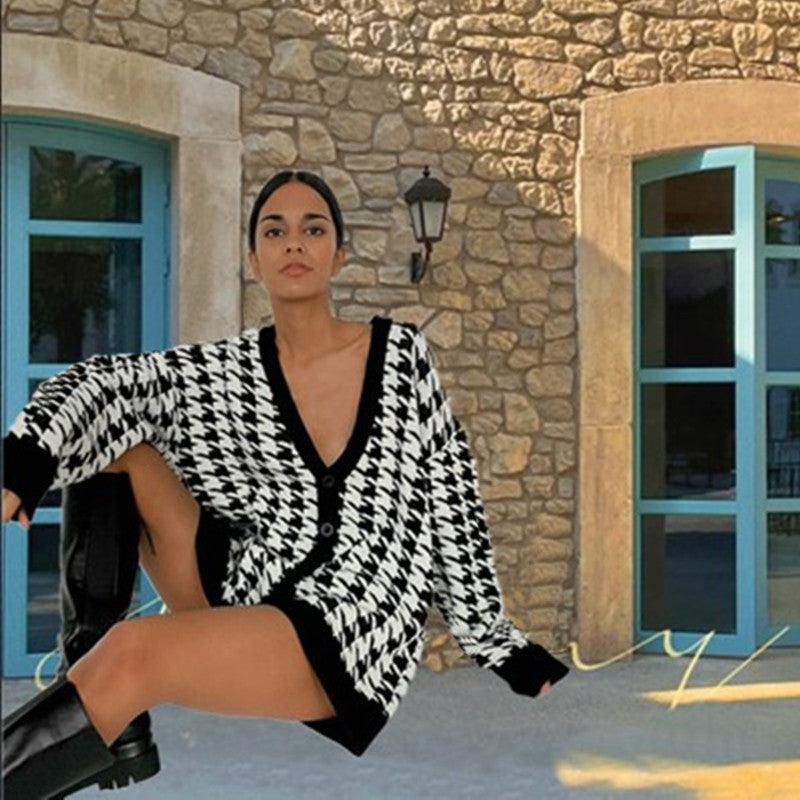Damen Grobstrickjacke mit modernem Karomuster und großen Knöpfen Drune