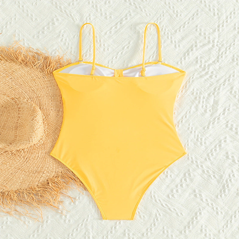 Damen Einteiler Badeanzug mit modernem Cut-Out und raffinierter Raffung Drune
