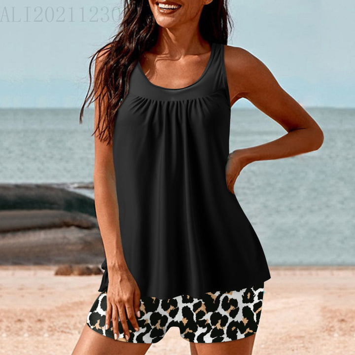 Damen Sportliches Strandoutfit mit modischer Raffung Drune