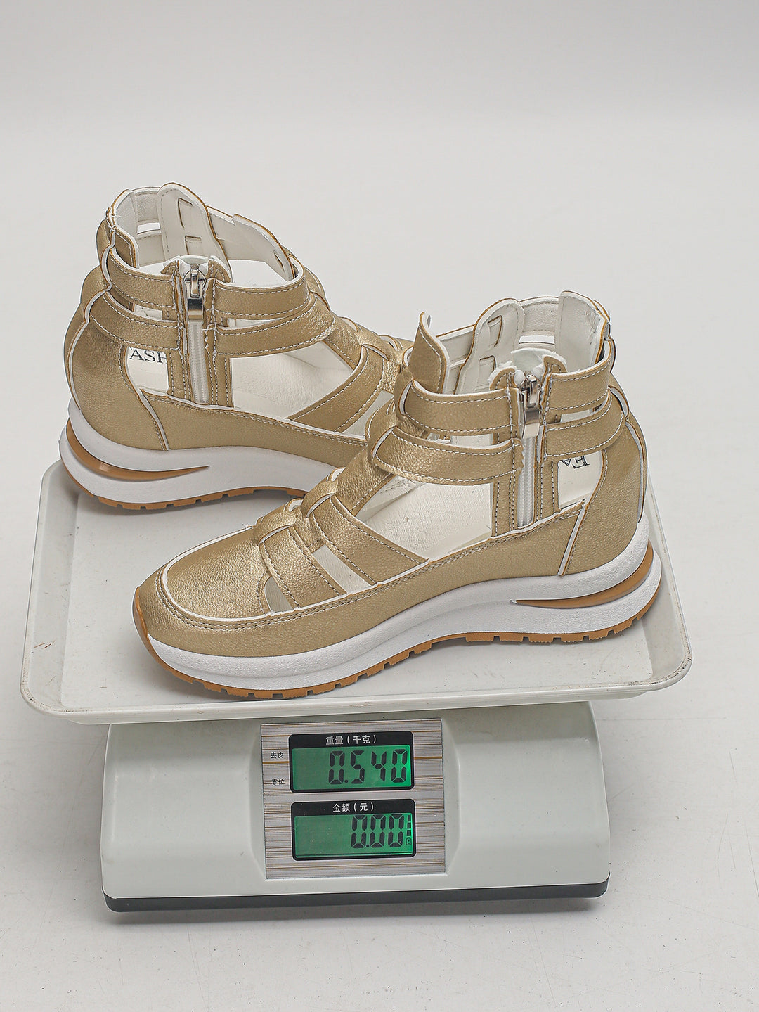 Damen Sportliche Plateau-Sandale mit geflochtenem Riemen und dämpfender Profilsohle Drune