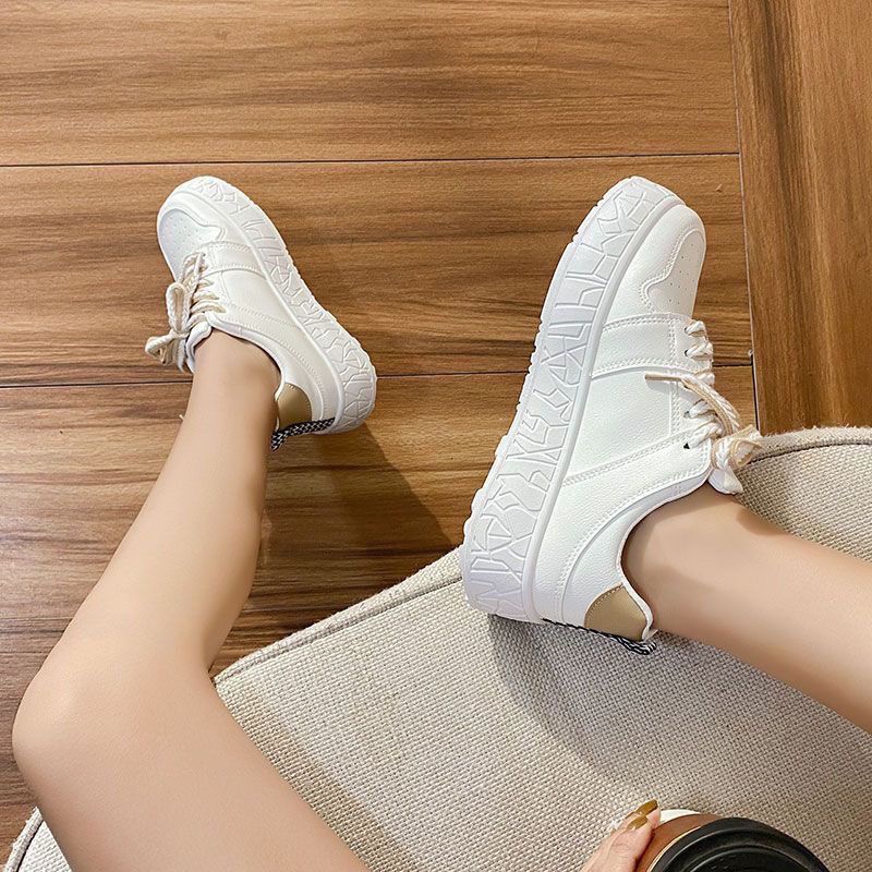 Damen Sneaker mit modischem Design und robuster Sohle Drune
