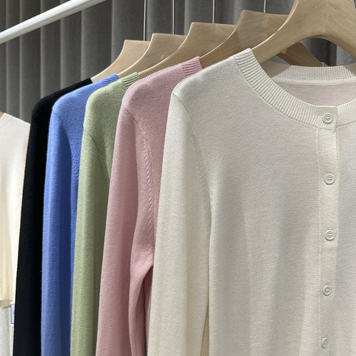 Damen Feiner Rundhals-Feinstrick-Cardigan mit schmaler Silhouette & verlängerten Bündchen Drune