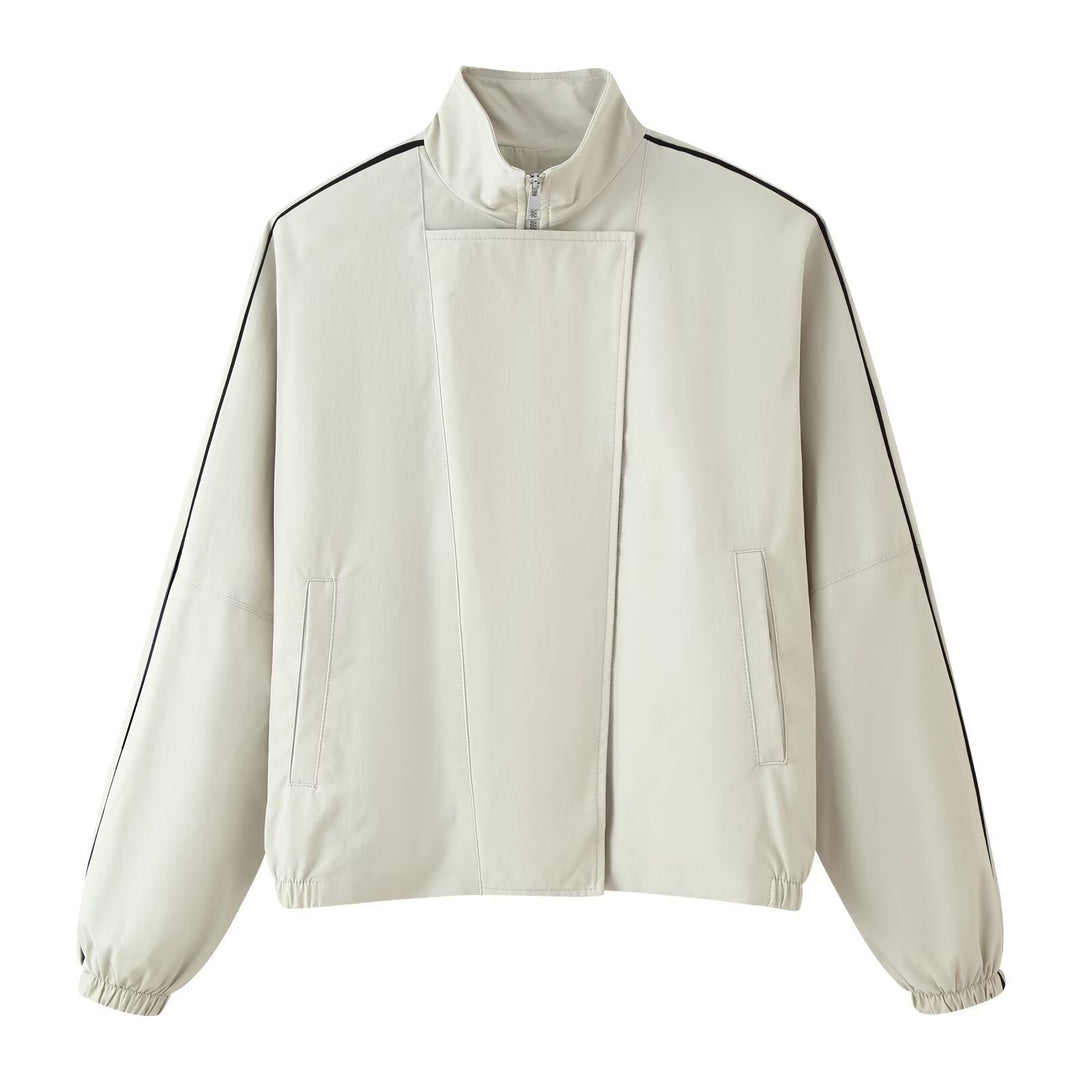 Damen Cropped Windjacke aus technischem Material mit hohem Stehkragen und Kontrastpaspel Drune