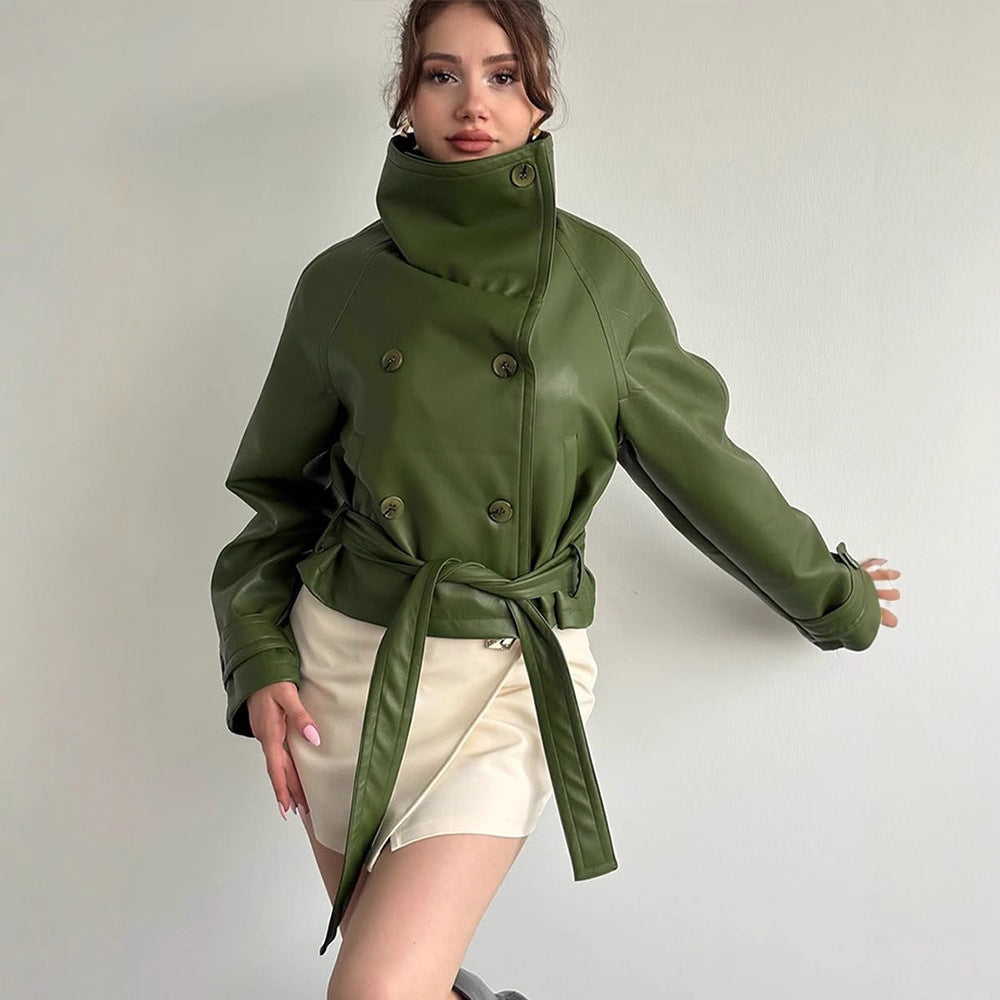 Damen Taillierte Kurzblouson‑Jacke aus Lederimitat mit hohem Stehkragen und Bindegürtel Drune