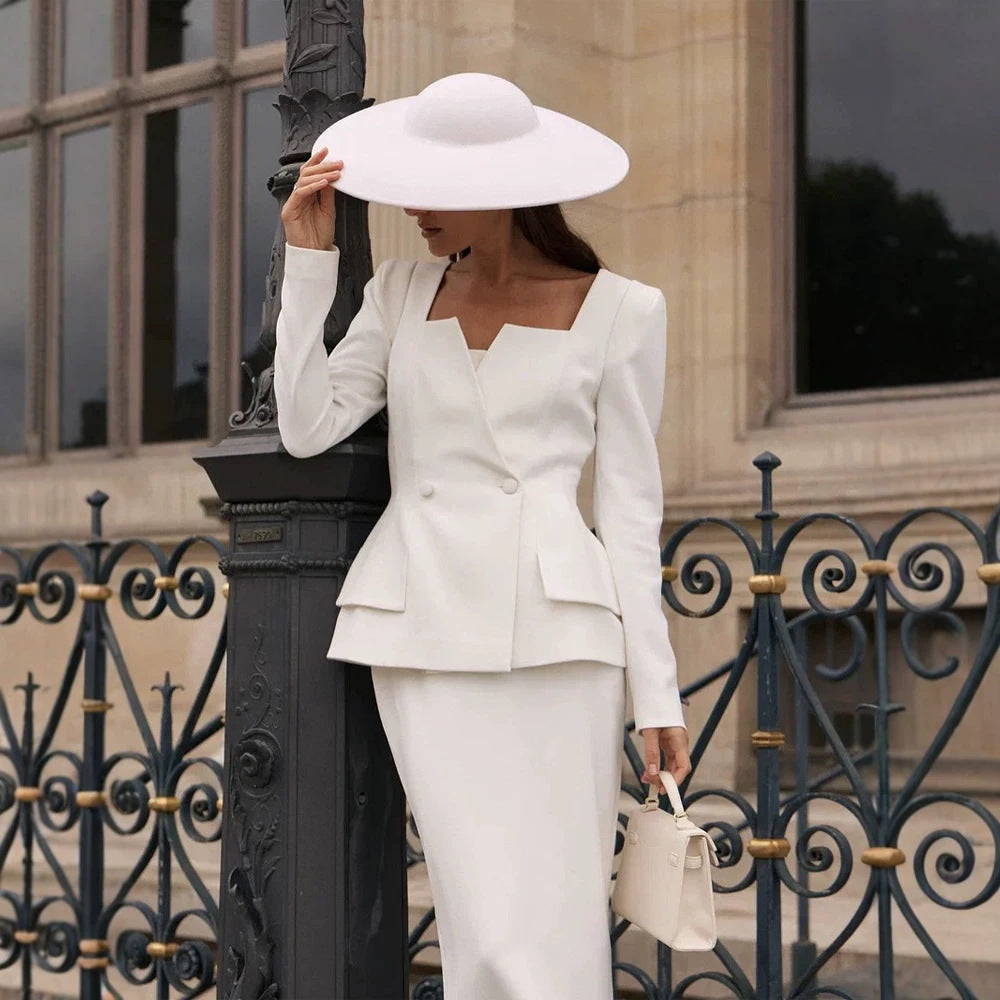 Damen Figurbetontes Tailleur‑Set mit markantem eckigem Ausschnitt und Schößchen Drune
