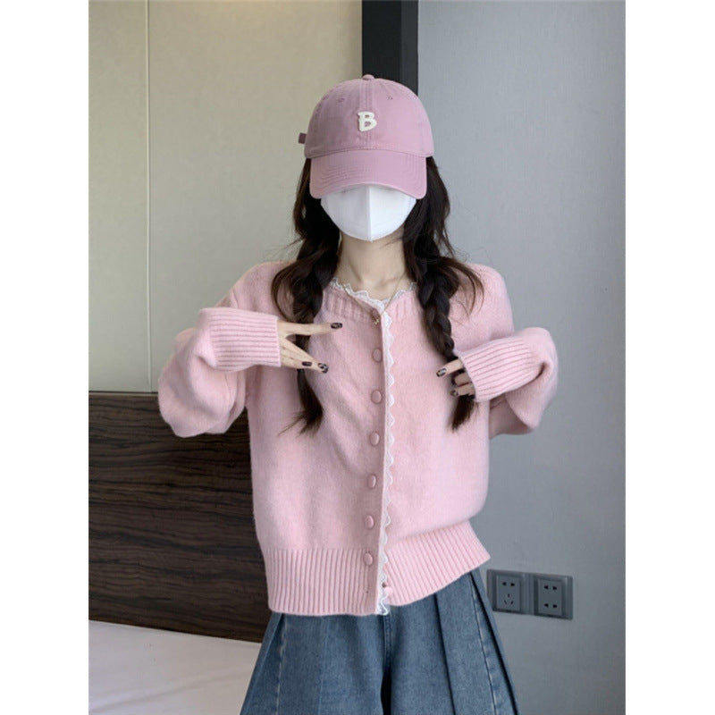 Damen Strickjacke mit feinen Knopfdetails und süßer Spitzenkante Drune