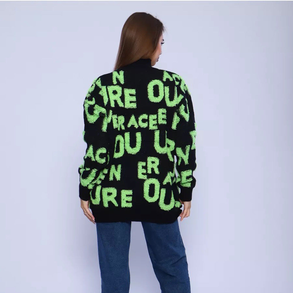 Damen Grobstrickpullover mit auffälligem Schriftzug und hohem Kragen Drune
