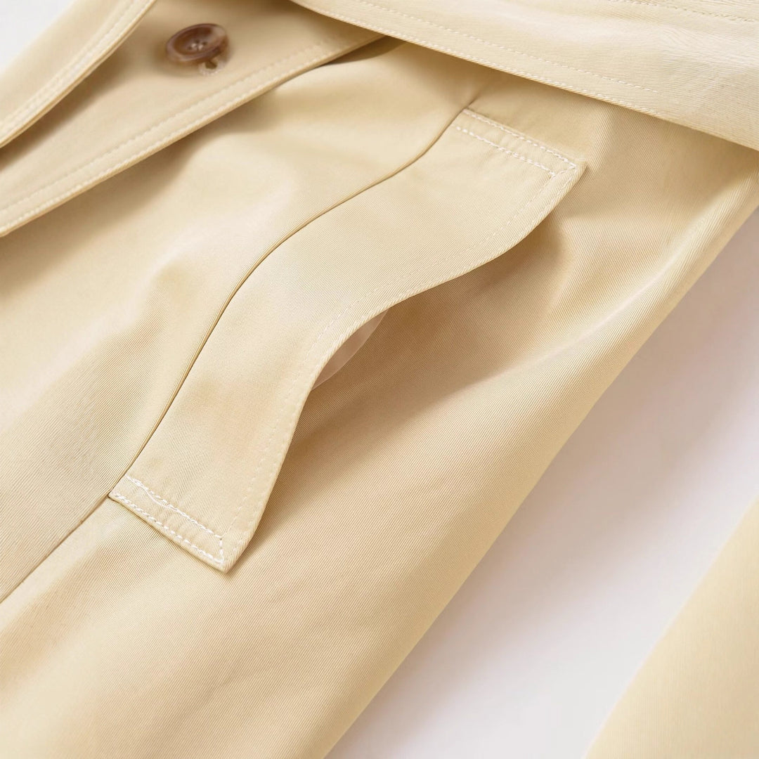 Damen Midi-Trenchcoat aus leichtem Funktionsstoff mit Bindegürtel und Sturmklappe Drune