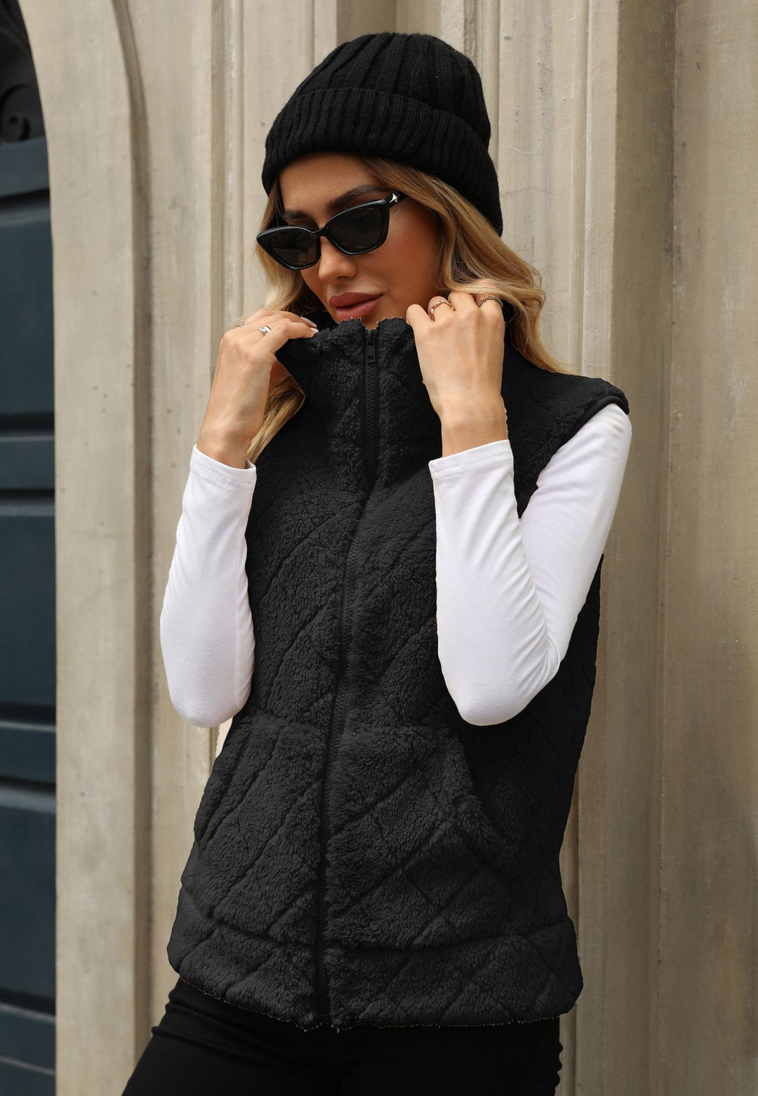 Damen Fleece-Weste mit modernem Steppmuster und praktischen Taschen Drune