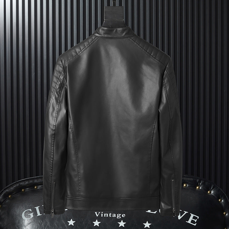 Herren Lederimitat-Bikerjacke mit Stehkragen und gesteppten Schulterpaneelen Drune
