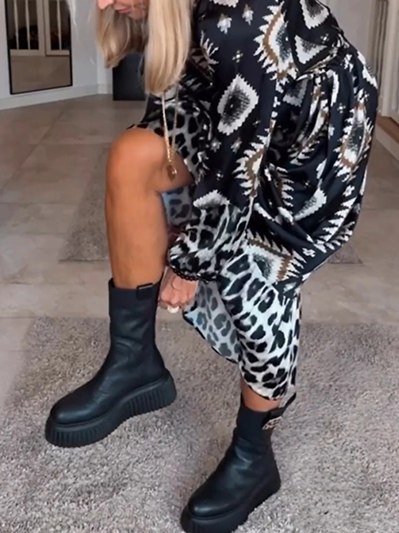 Damen nan fließendes Maxikleid mit Ethno‑Diamantprint, Schlüsselloch‑Ausschnitt und Kontrast‑Volant Drune