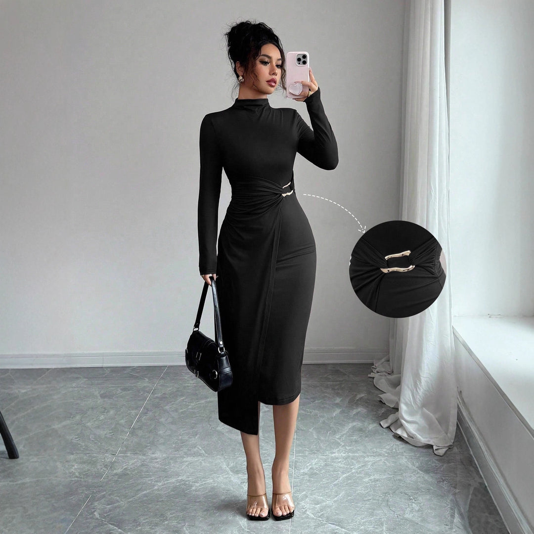Damen nan figurbetontes Midikleid mit Stehkragen, Taillenraffung und asymmetrischem Saum Drune