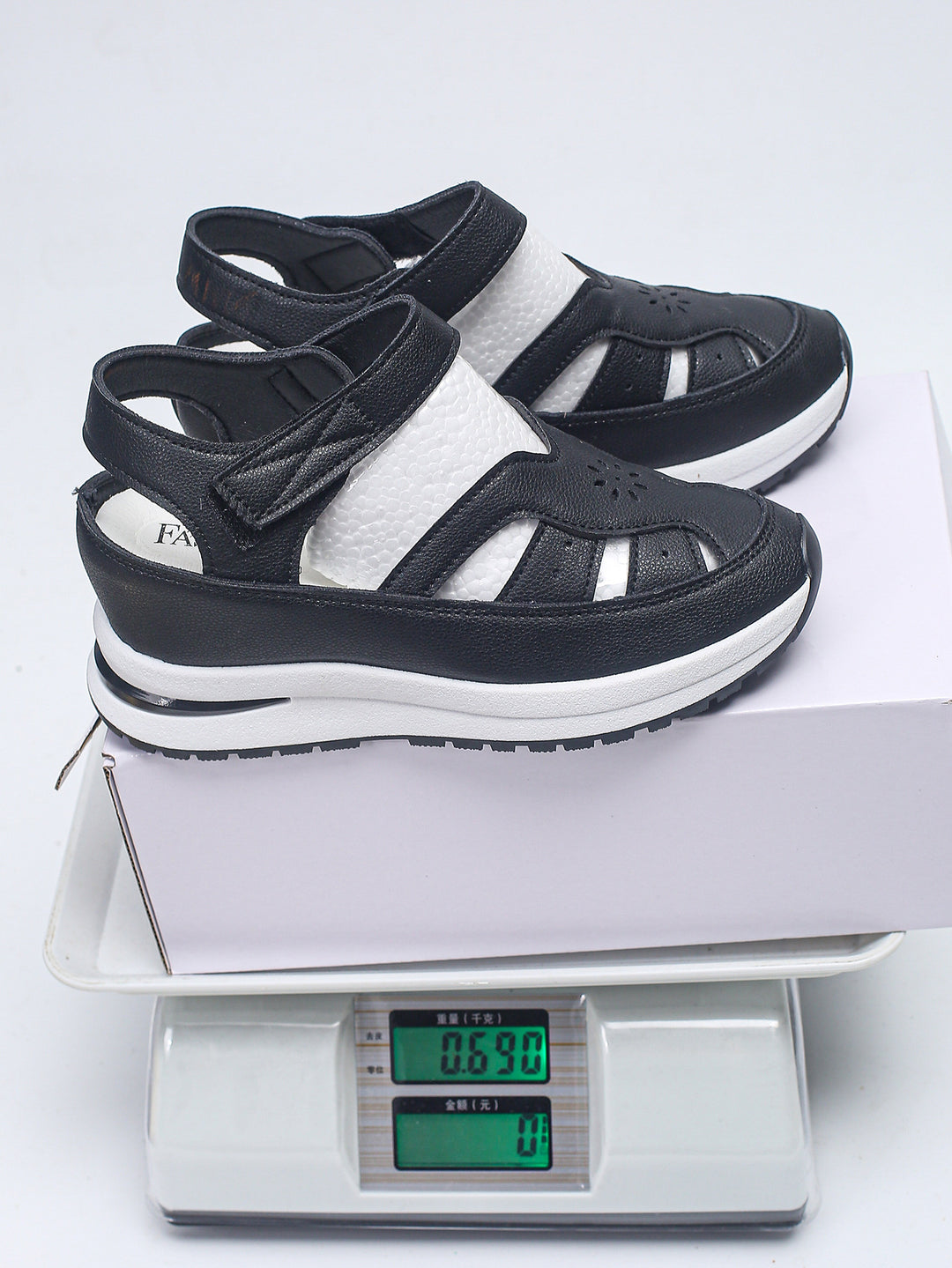 Damen Keilsandalen mit verstellbarem Klettverschluss und orthopädischer Komfortsohle Drune