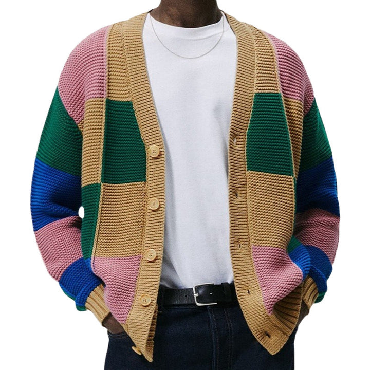 Herren Strickjacke mit buntem Blockmuster und bequemen Knöpfen Drune