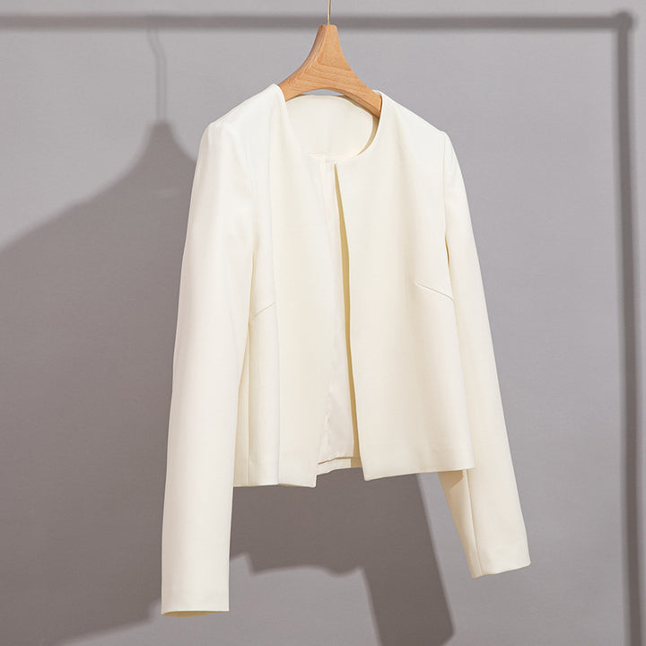 Damen Kragenloser Kurzblazer mit verdeckter Frontblende und leicht taillierter Silhouette Drune
