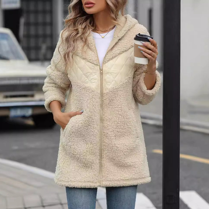 Damen Plüschige Kapuzenjacke mit Diamantsteppung und seitlichen Eingrifftaschen Drune