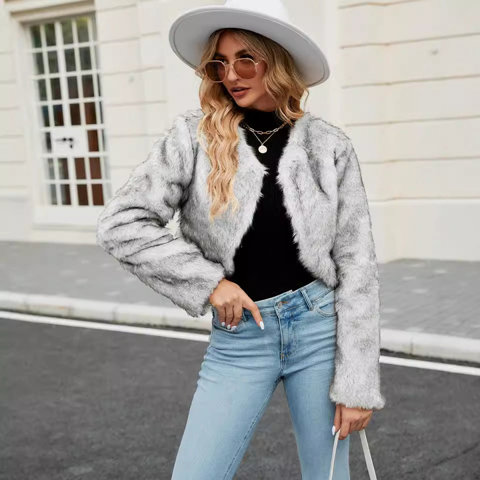 Damen Kurzjacke aus Kunstpelz mit weitem Schnitt und flauschigen Ärmeln Drune