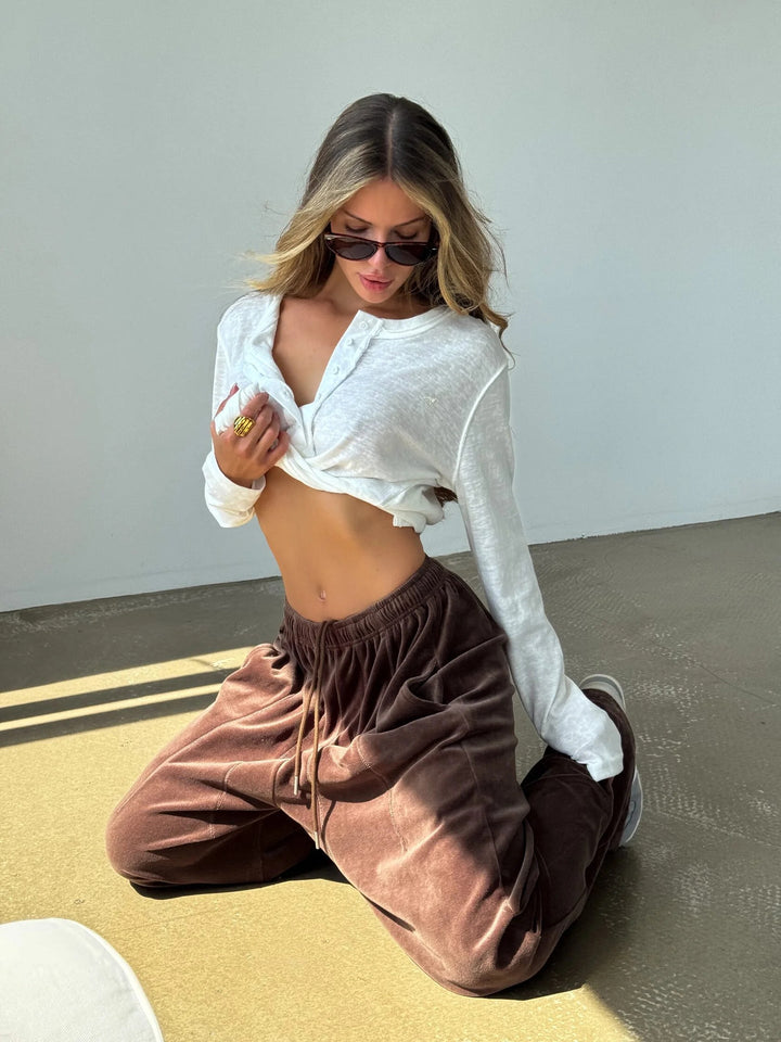 Damen weite Velours-Hose mit elastischem Bund und praktischen Seitentaschen Drune