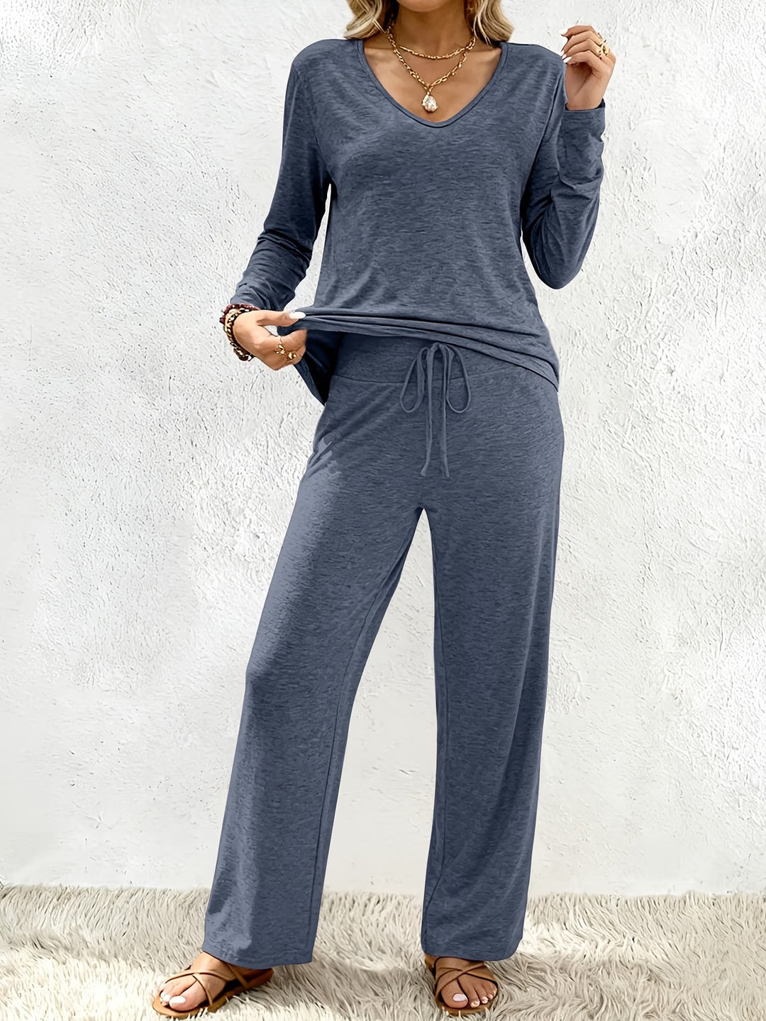 Damen Lounge-Set aus weichem Viskose-Modal-Mix mit V-Ausschnitt, Tunnelzughose und weitem Bein Drune
