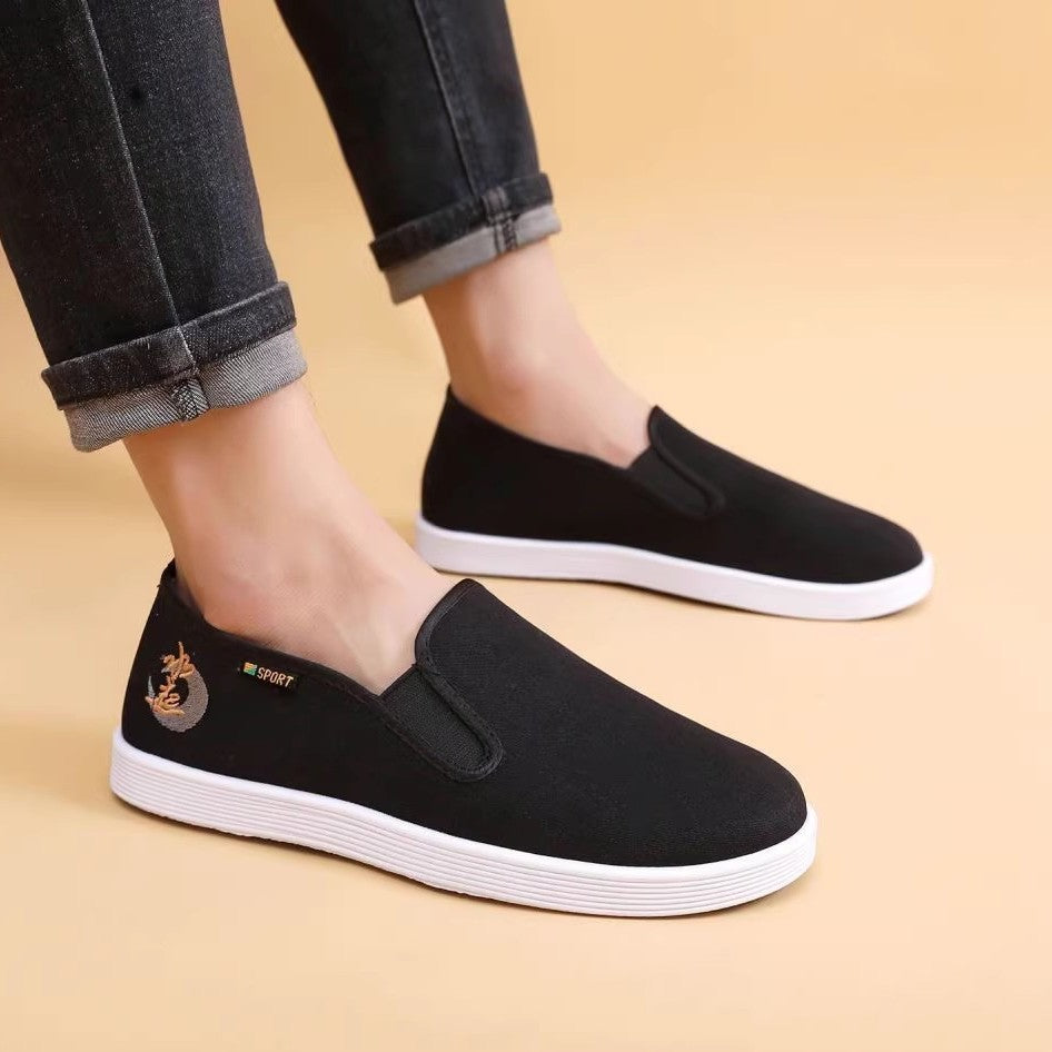 Herren Baumwoll-Slip-On mit gesticktem Motiv und rutschfester Gummisohle Drune