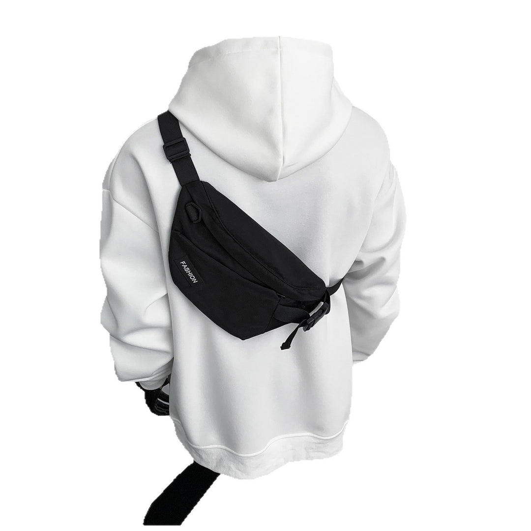 Herren Oversize-Kapuzenpullover mit diagonalem Einsatz und Kängurutasche Drune