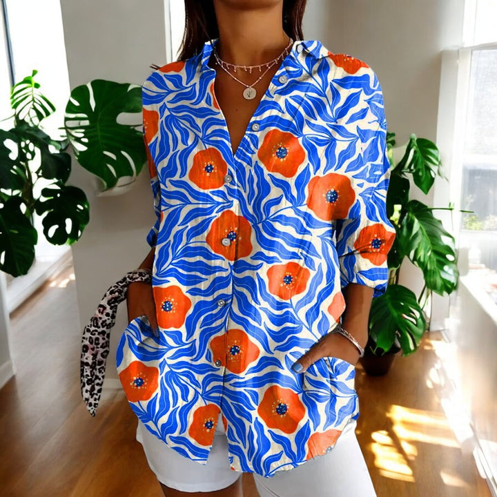 Drune | Lebhafte Bluse mit Blumenknöpfen für Damen