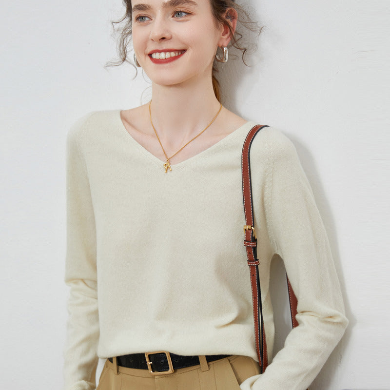Damen Kuscheliger V‑Ausschnitt Feinstrickpullover aus Mohair‑Mix mit flauschiger Oberfläche Drune